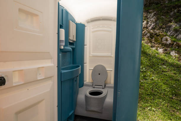 Affordable portable toilet rental in Racine, WI